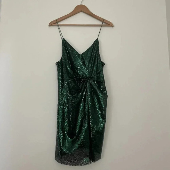 Petal + Pup Riri Sequin Wrap Mini Dress in Dark Green Size XL - Picture 1 of 6